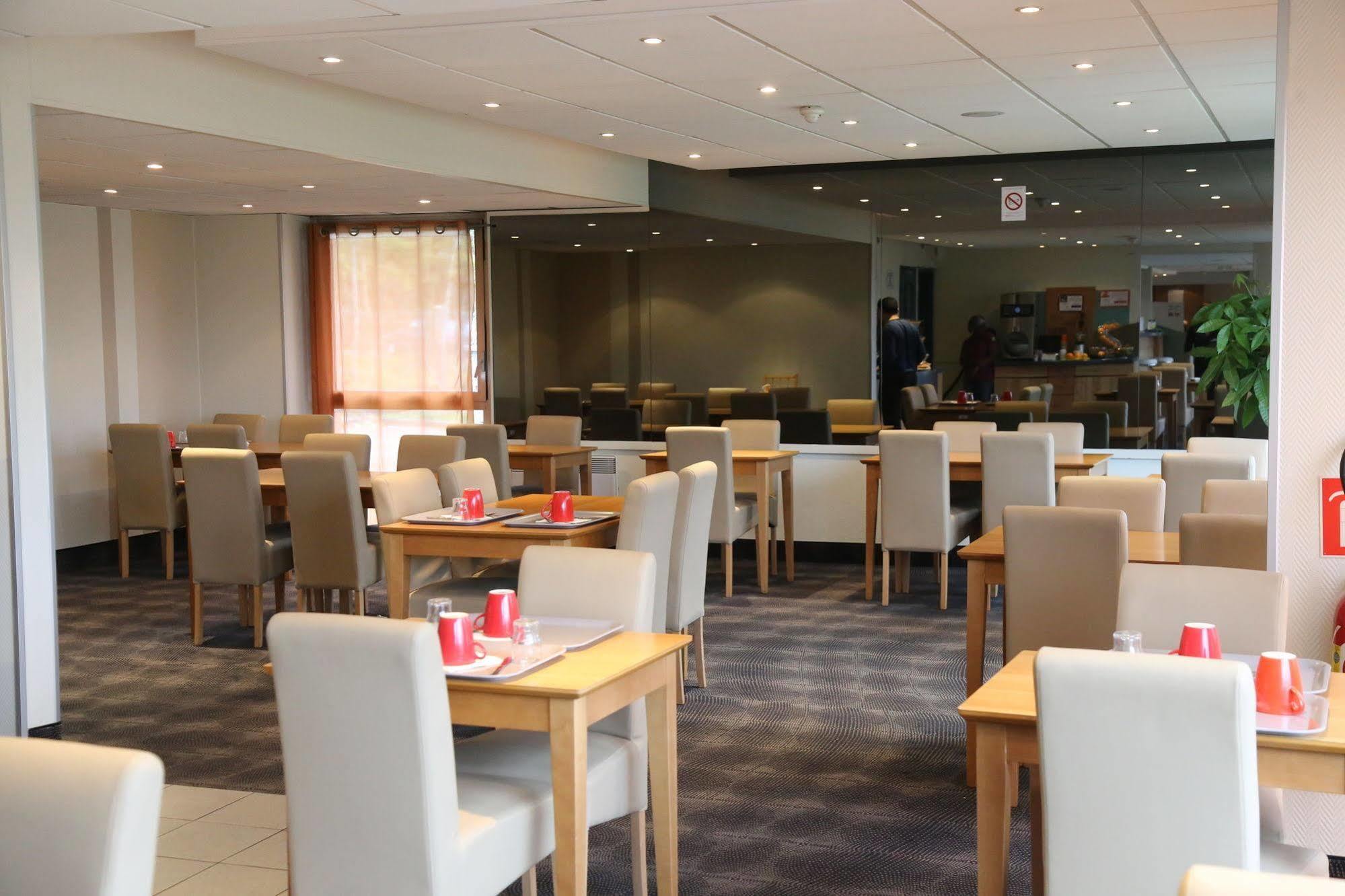 Hotel ibis Styles Orléans La Chapelle-Saint-Mesmin Esterno foto